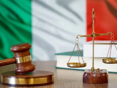 Il brutto derby tra politici e&nbsp;magistrati