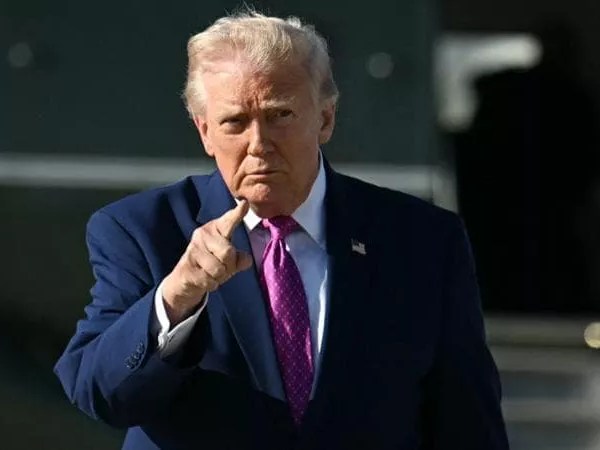 Trump: “Vinciamo sempre noi. La Cina non osi mandare armi&nbsp;all’Iran”