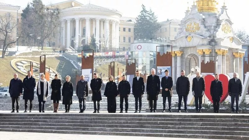Elena Basile: “Ucraina, l’Europa della guerra e le ambiguità di Trump ...